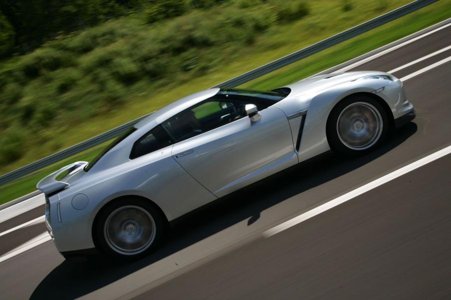  Nissan GT-R 2008 года  (US) (фото 39 из 52)